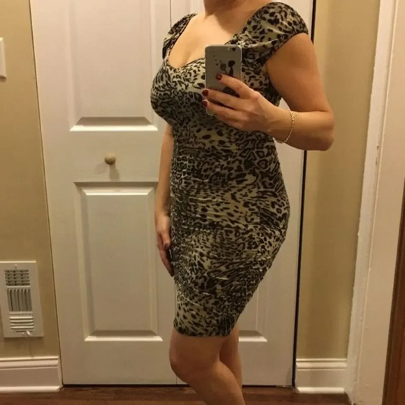 Leopard Print Cap sleeve bodycon dress - Picture 1 of 4